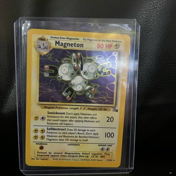 Magneton - 11/62 - Holo Rare - Unlimited Edition  Fossil Pokemon Trading Card - Picture 1 of 1